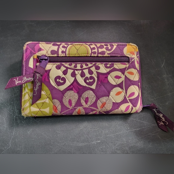 Vera Bradley turn lock wallet  pattern Plumb Crazy - Picture 2 of 4